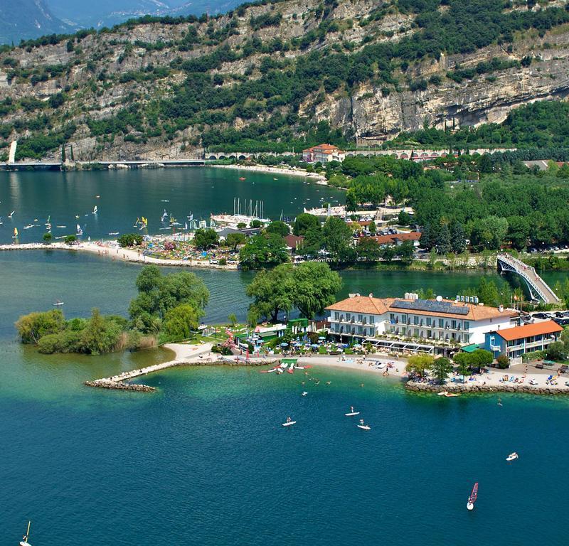 Hotel Lido Blu - Surf & Bike Torbole Sul Garda Exteriör bild